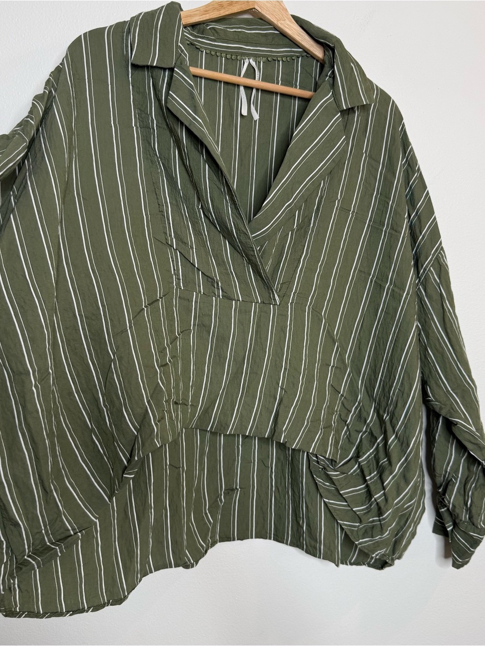Anthropologie The Dylon Long Sleeve Wide Placket Stripe Blouse Camp Collar top - Picture 4 of 9